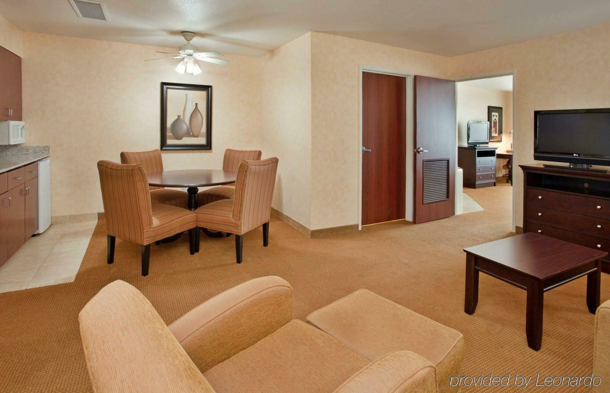 Express By Ihg Hotel